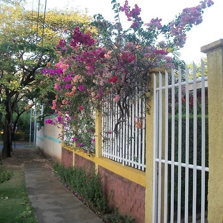Hostal Casa Los Espinoza Μανάγκουα Εξωτερικό φωτογραφία