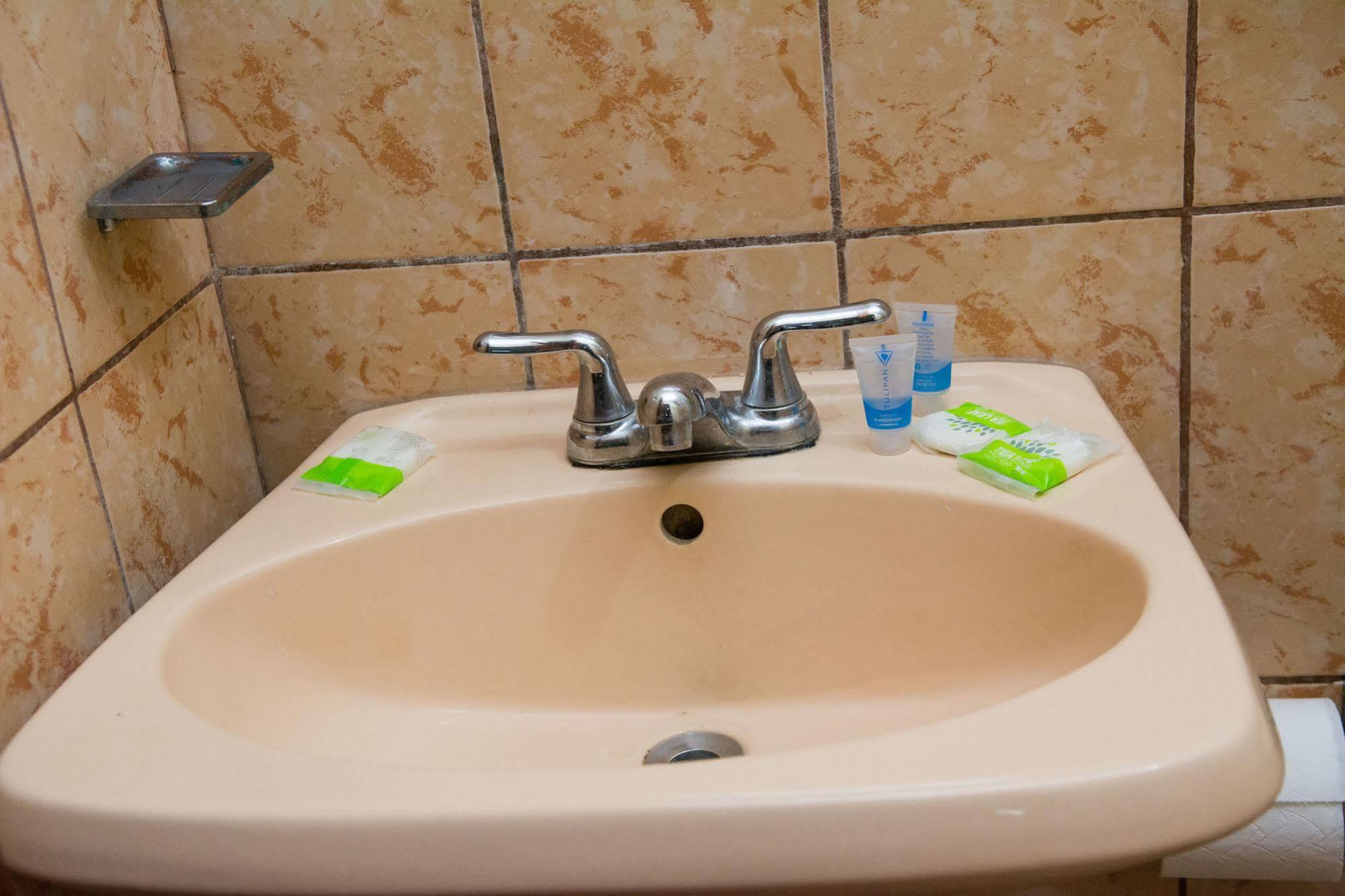 Hostal Casa Los Espinoza Μανάγκουα Εξωτερικό φωτογραφία
