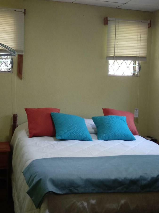 Hostal Casa Los Espinoza Μανάγκουα Εξωτερικό φωτογραφία